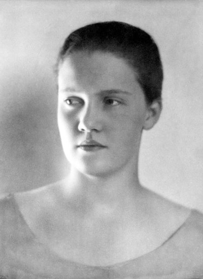 Maria Orozco Romero, Mexico City by Tina Modotti